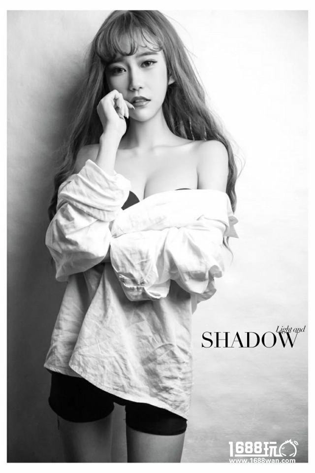 球球大作战美女惹火写真 虎牙直播有球玩更有球看[多图]