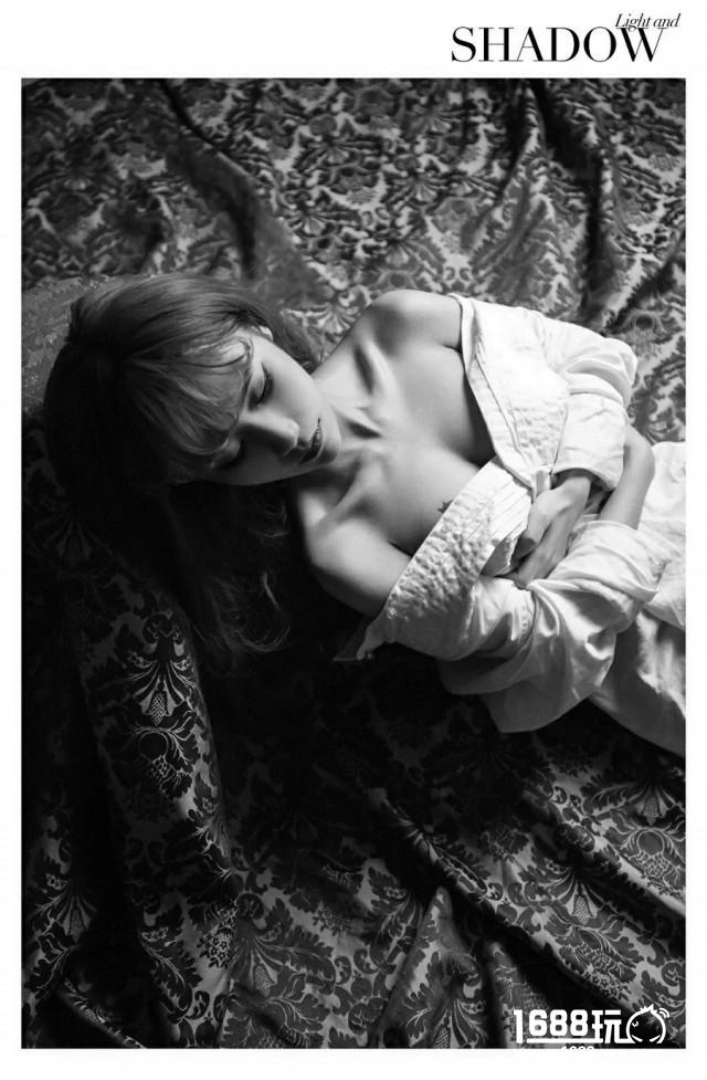 球球大作战美女惹火写真 虎牙直播有球玩更有球看[多图]