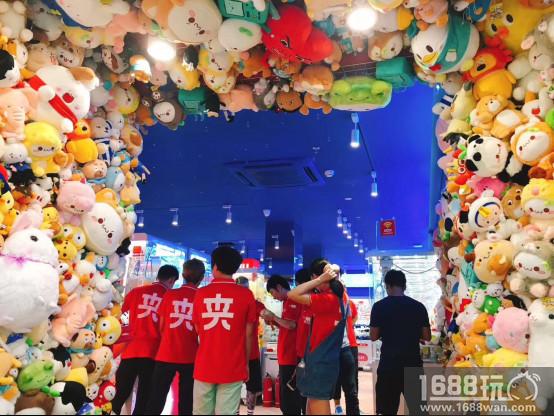 LLJ夹机“占”破晓而至，全国第一家旗舰店正式开业！[多图]