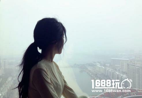 六六六的演技+女神级颜值，呆妹儿小霸王直播潜力受业界认可[多图]