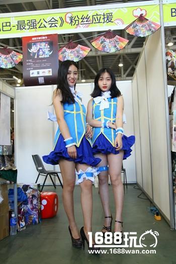 露西飞踢现身漫展 《妖精的尾巴》爆出惊天大消息[多图]