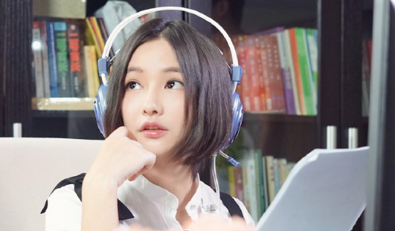 大学新增电竞技专业，雷柏代言人Miss开课[多图]