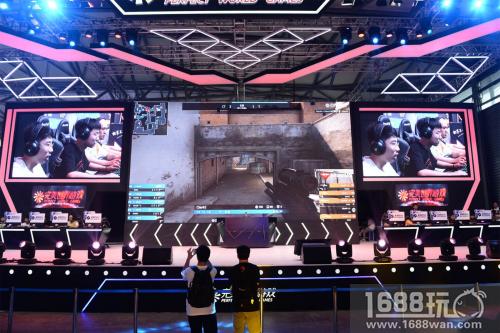 2018ChinaJoy火爆开幕 完美世界展台热闹非凡[多图]