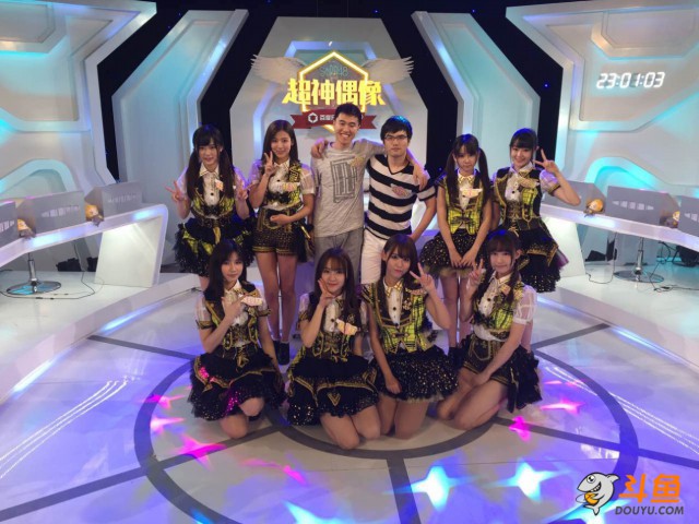 斗鱼《超神偶像》霸哥Solofeng萌舞吸睛 SNH48实力吃辣椒[多图]