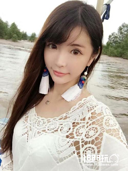 致命诱惑！《齐天战神》真人白骨私房照春光无限！[多图]