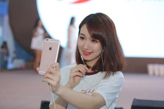 天热不出门，三七互娱7哥直播团带你看CJ[多图]图片4