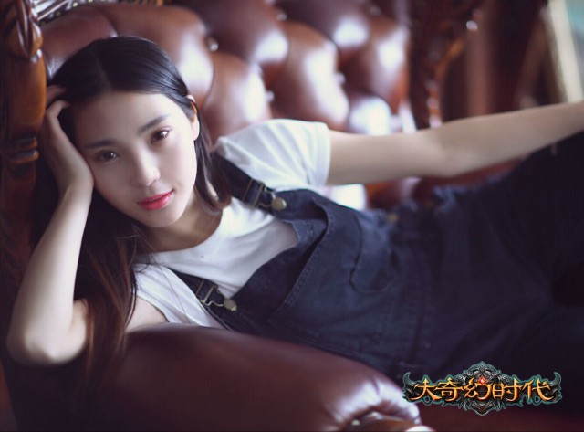 《大奇幻时代》美女主播叫板全服 高颜值更要高战力[多图]图片5