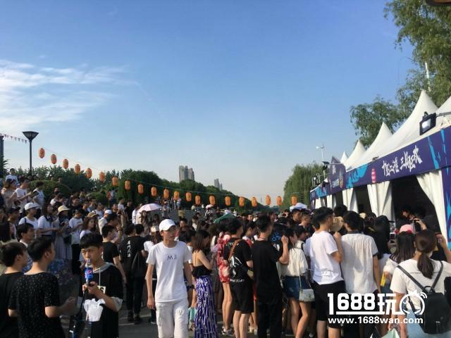 斗鱼嘉年华人气火爆，手游竞技直播竟选用二手手机[多图]图片8