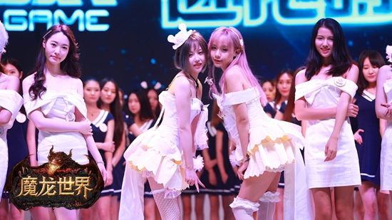 《魔龙世界》CJ首秀：ShowGirl绘龙人秒变画风[多图]图片4