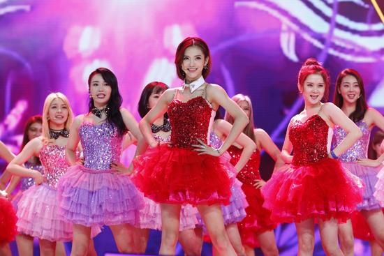 玩《加油美少女》同名手游 看李宇春、宋茜助阵总决赛[多图]
