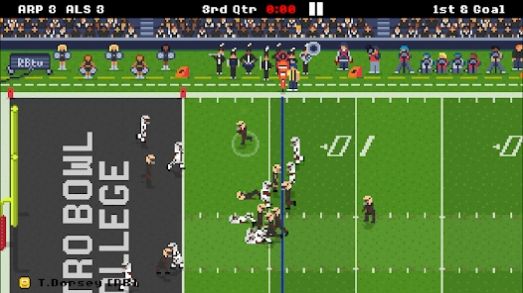 Retro Bowl College游戏